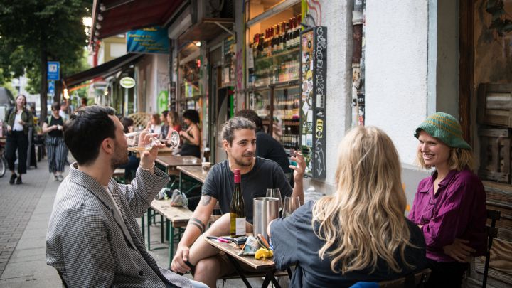 Varias comunidades se rebelan contra las nuevas restricciones de Sanidad