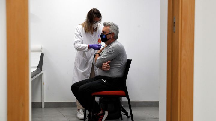 Un experto explica por qué no se volverá "nunca" a marzo de 2020