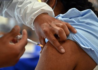 Menos del 0,004% de las personas vacunadas tuvieron una COVID grave