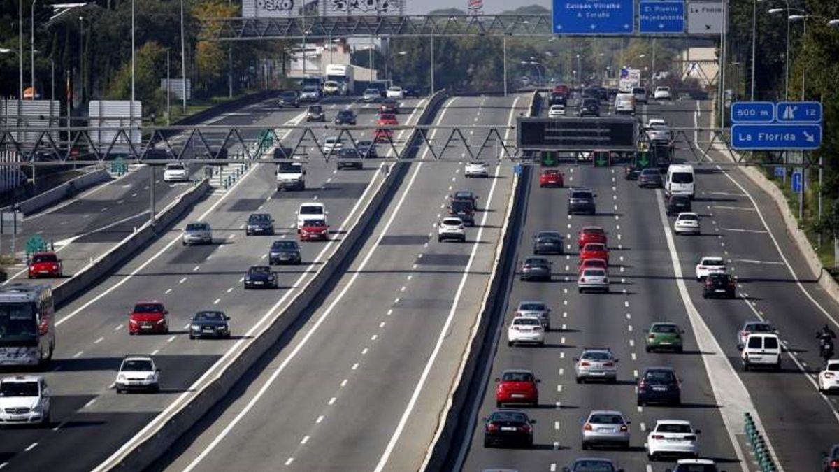 La DGT avisa la multa por el síndrome del carril izquierdo AS