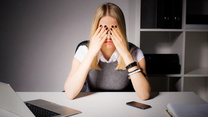 Depresión postvacacional: síntomas, qué es y cómo se puede evitar en la vuelta al trabajo
