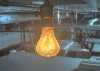 El misterio de la bombilla que lleva encendida desde 1901