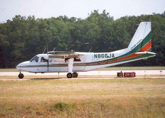 Una niña de 11 años sobrevive a un accidente aéreo gracias al 'abrazo de oso' de su padre