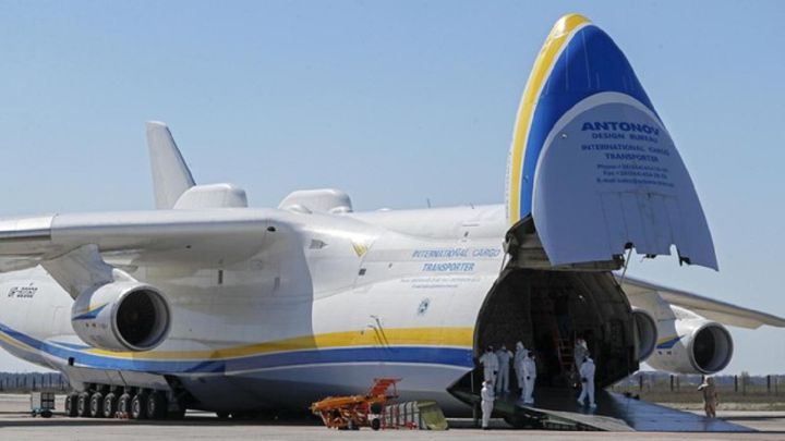 Destruido el AN-225 ucraniano, el avión más grande del mundo.