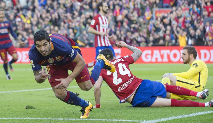Barça edge feisty encounter to move clear at top of table