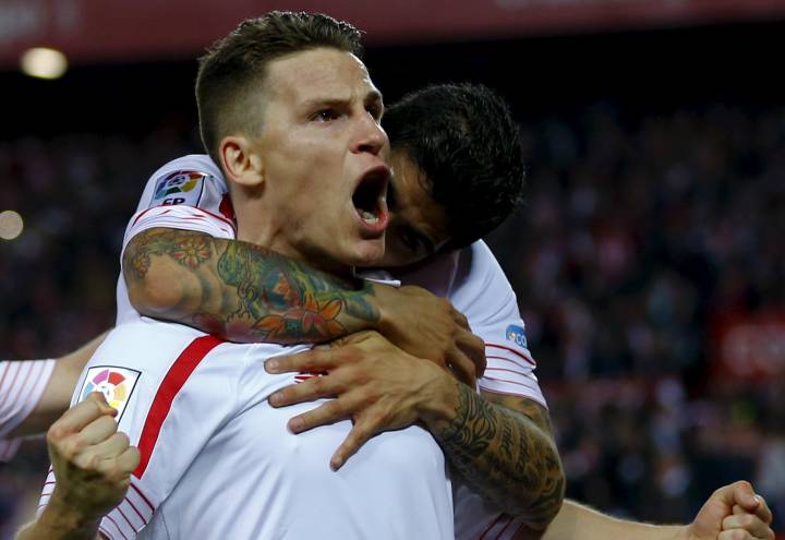 Sevilla brush Celta aside to book Copa final showdown with Barça