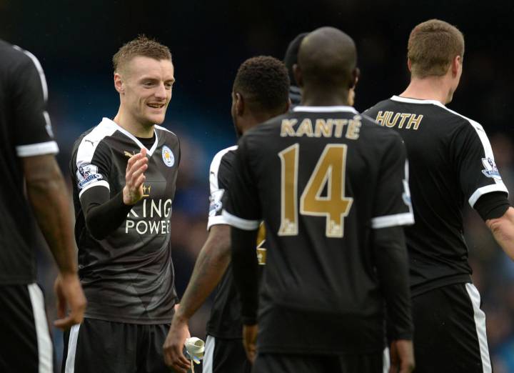 Huth fires fairytale Leicester six points clear of Man City