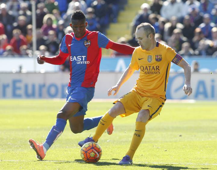 Andres Iniesta: "Unspectacular Barcelona still too good"