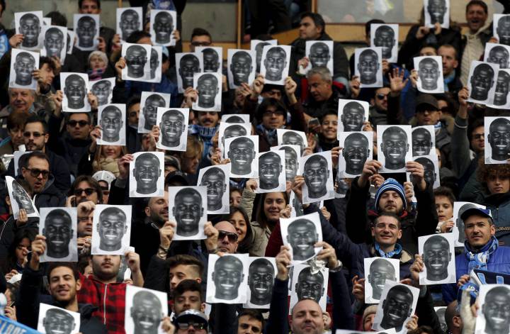 Napoli fans come out in support for Koulibaly