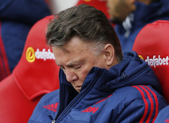 Sunderland stun United as Watford, West Brom win