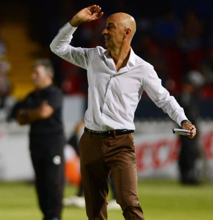 Pako Ayestarán joins Gary Neville's technical team
