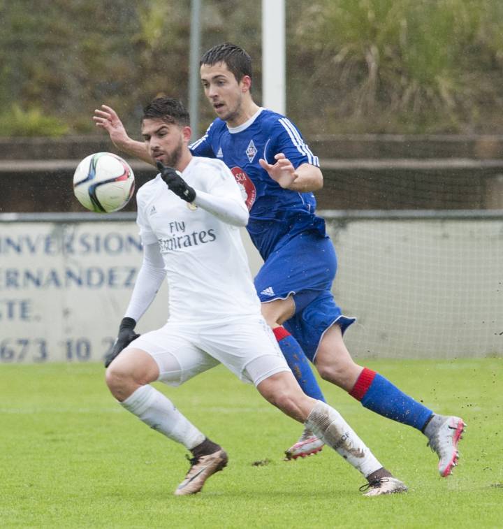 Castilla cement playoff hopes with Amorebieta win