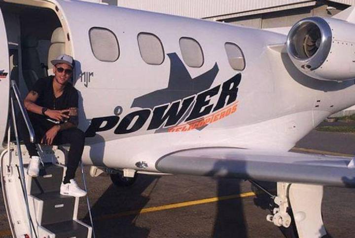 Brazilian authorities seize Neymar's jet and yacht
