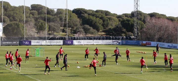 Atleti face up to spitting image