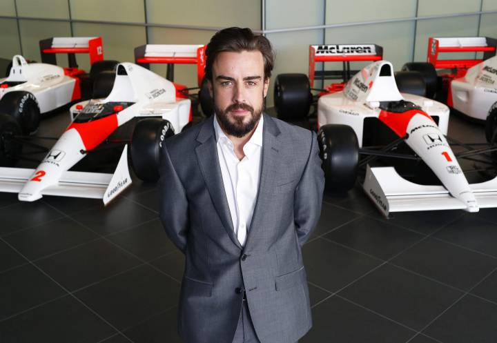 Fernando Alonso returns to McLaren