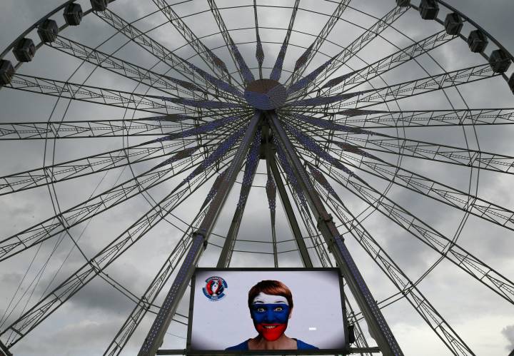 UEFA to help fund EURO 2016 security for visiting fans