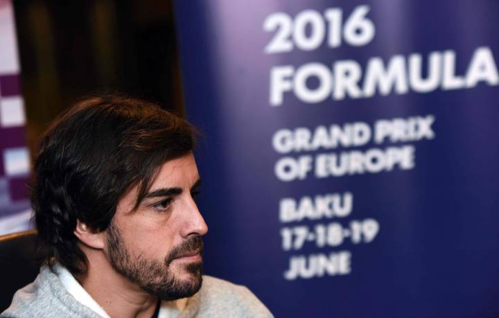 Alonso inpects F1's "fastest street circuit in the world" in Baku