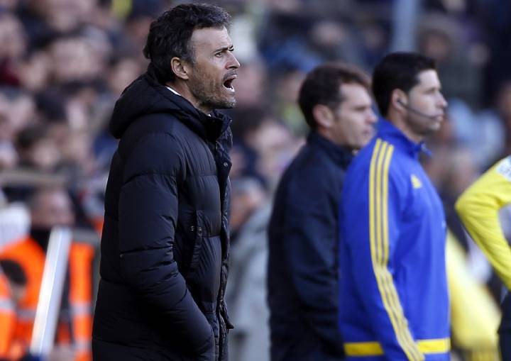 Luis Enrique. "One game less and one point more..."