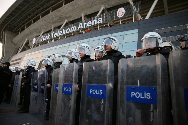 Istanbul sides to clash on 13 April after security scare