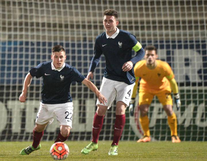 Laporte out for three to four months after fibula surgery