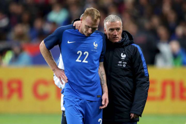 Mathieu out for 6 to 8 weeks after knee surgery