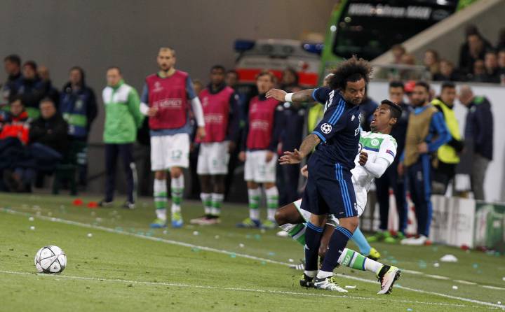 Marcelo ridiculed on social media after his headbutt dive