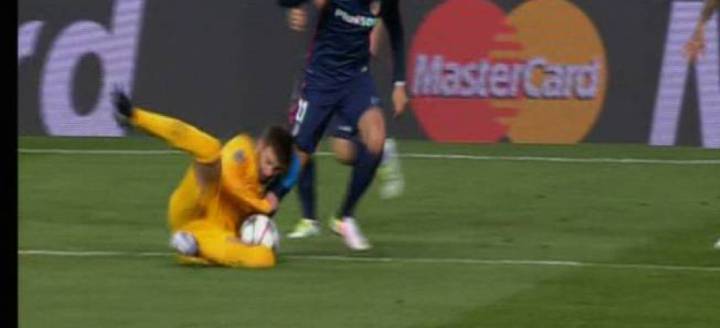 Piqué penalty against Atleti