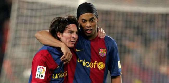 Messi with Ronadinho