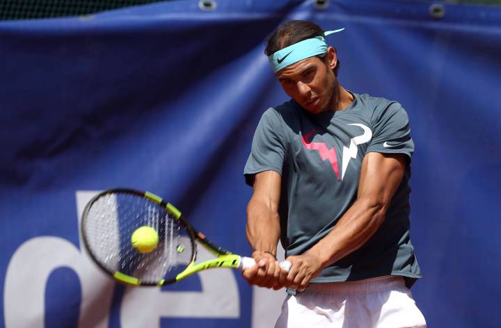 Nadal aiming for Vilas' record of 49 clay titles in Barcelona