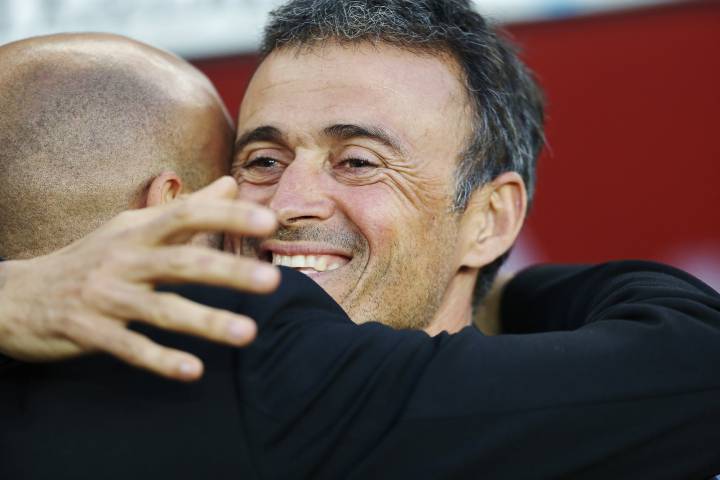 Luis Enrique: "Neymar doesn't hide, he's a top player"