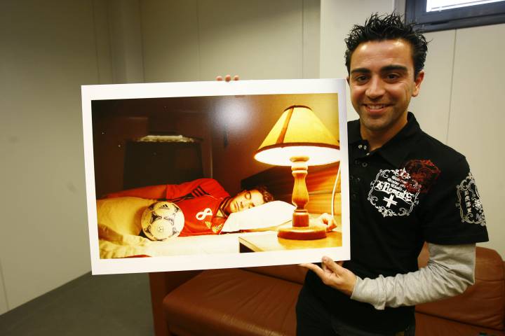 Xavi and Spain's Under-20s are crowned world champions (1999)