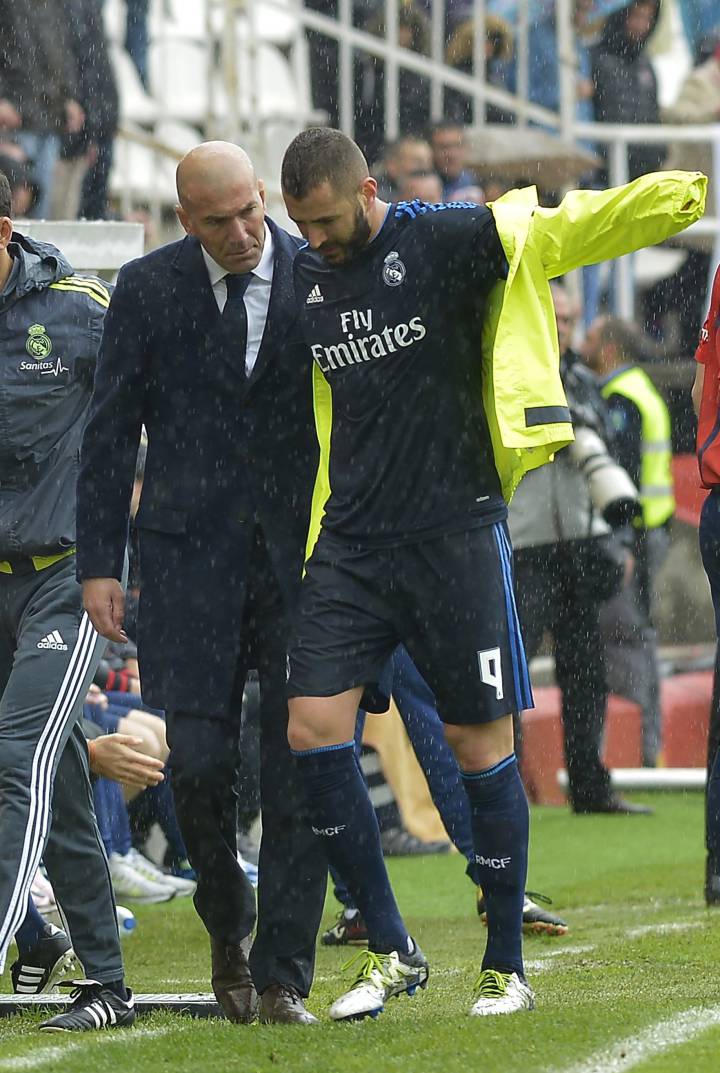 Benzema joins list of absentees for Sociedad game