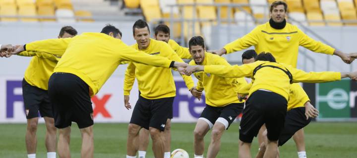 Sevilla still on track for third consecutive Europa League title