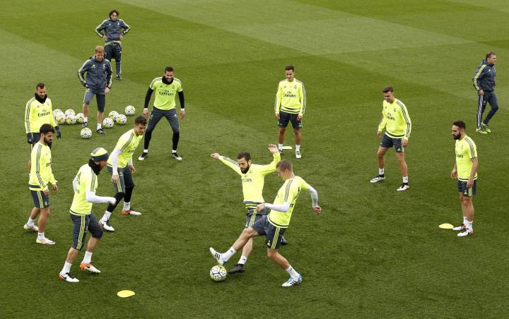 Zidane leaves Kroos at home for Real Sociedad game