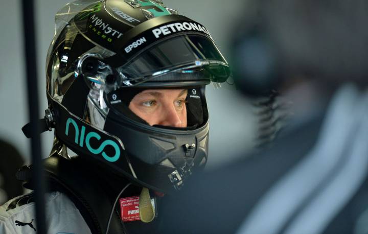Roseberg on pole; more engine woes for Hamilton