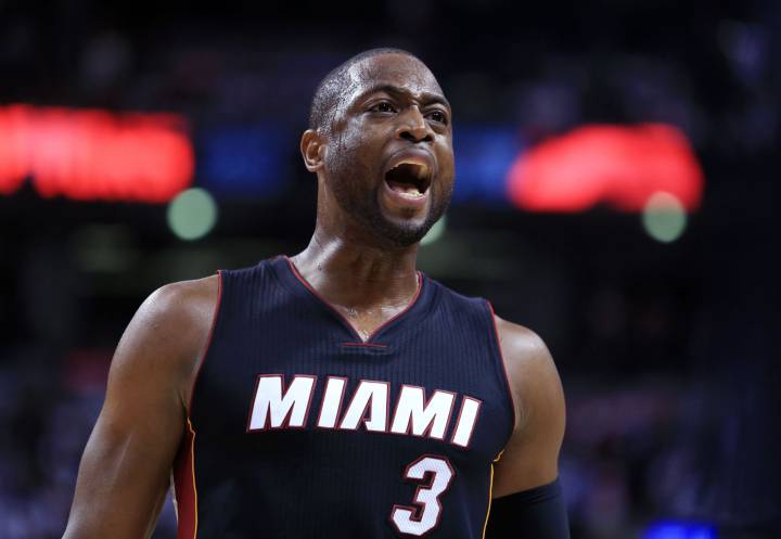 Miami Heat win away at Toronto Raptors for first game of series