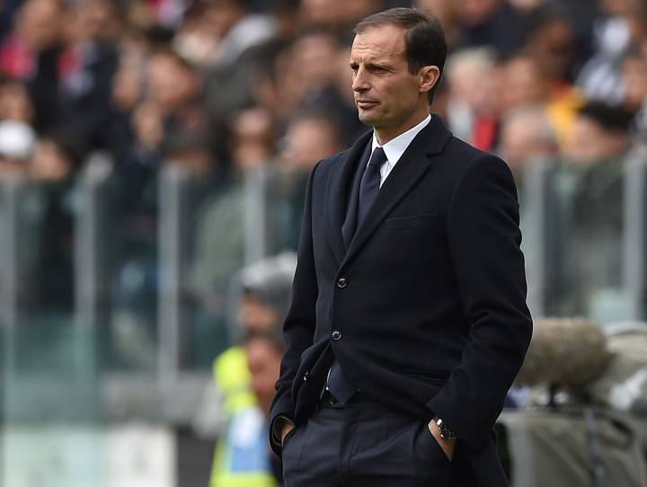 Allegri pens new deal with Juventus