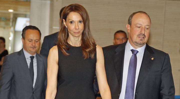 Montse Benítez treats kids in need to Disneyland Paris trip