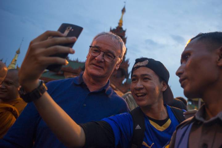 Myanmar fans get fleeting glimpse of Foxes