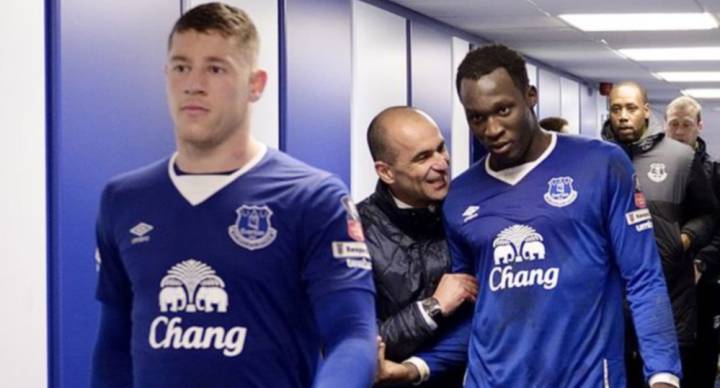 Roberto Martinez lost the players at Everton – Lukaku