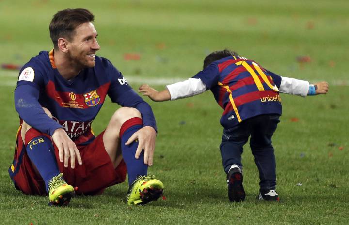 Messi misses Barça's festivities through illness