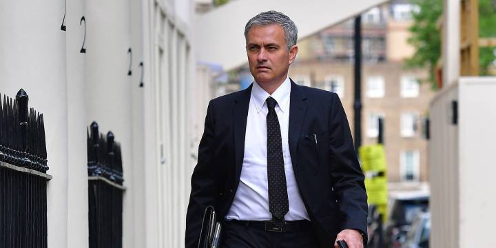 José Mourinho appointed Manchester United boss