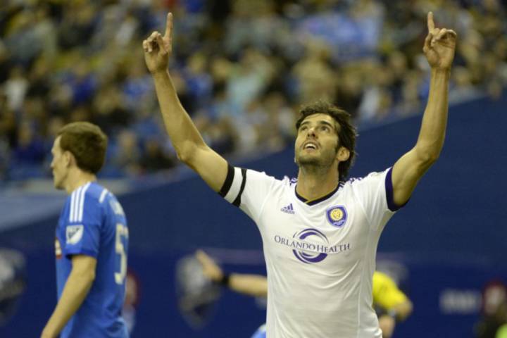 Dunga calls up Kaká to Brazil squad to replace Douglas Costa