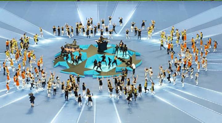 Alicia Keys and Andrea Bocelli in the San Siro