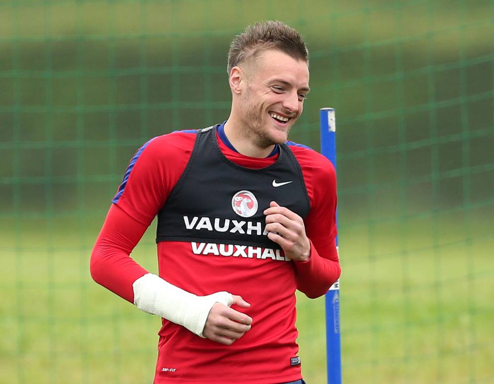 Arsenal trigger Jamie Vardy's Leicester buy-out clause