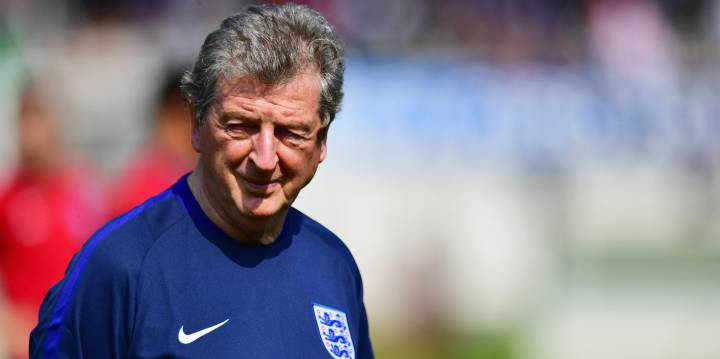 English FA bans squad from "draining" Somme memorial
