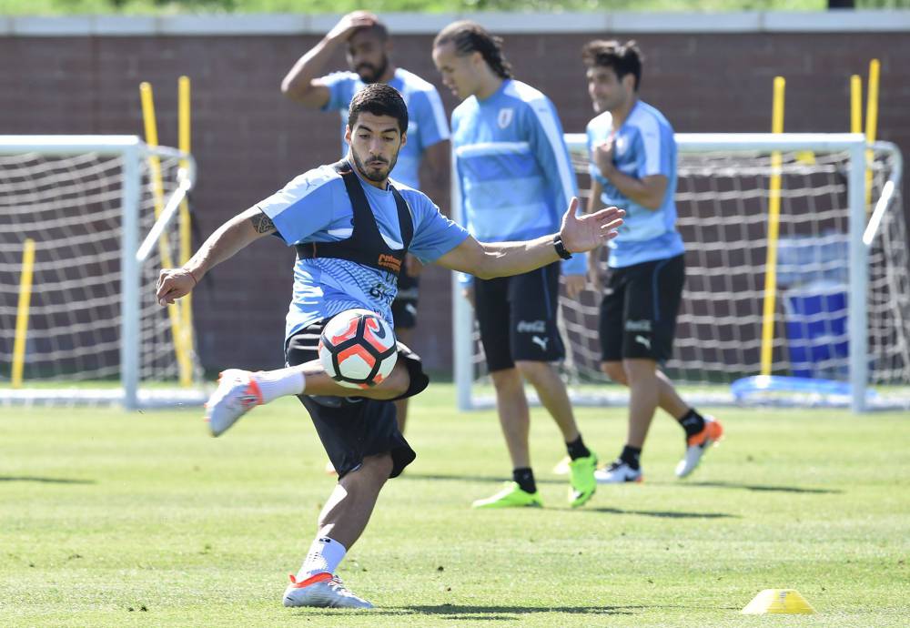 Copa América: How and where to watch Uruguay - Venezuela