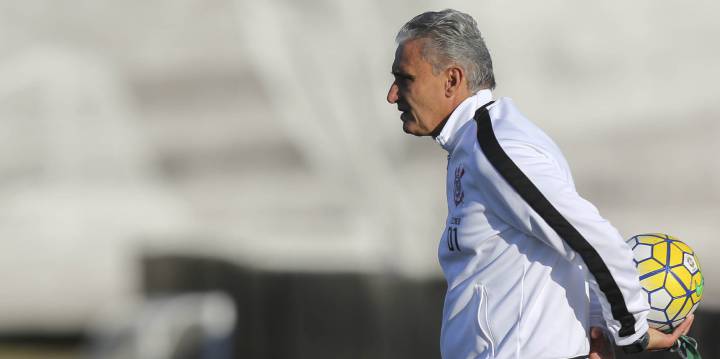 Brazil look to replace Dunga with Corinthians boss Tite