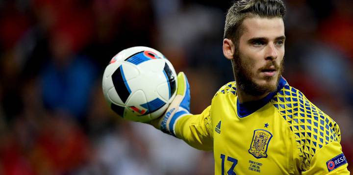 De Gea opted against Real to win Premier League with Mourinho