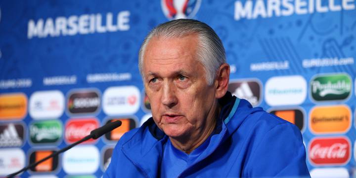 Fomenko to quit after Euros, Shevchenko in line to take over